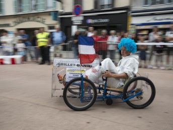 Sponsoring d'équipes Champagnolaises lors de la course de voitures à pédales 2014